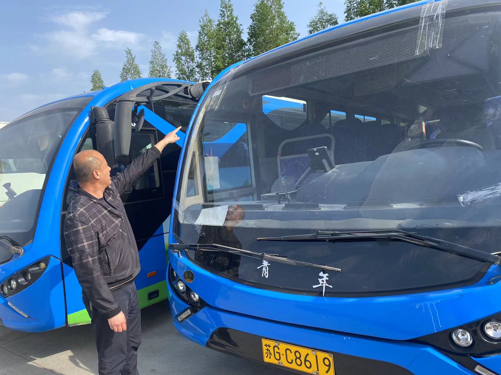 經(jīng)營(yíng)發(fā)展事業(yè)部開(kāi)展園博園專線車輛綜合大檢查