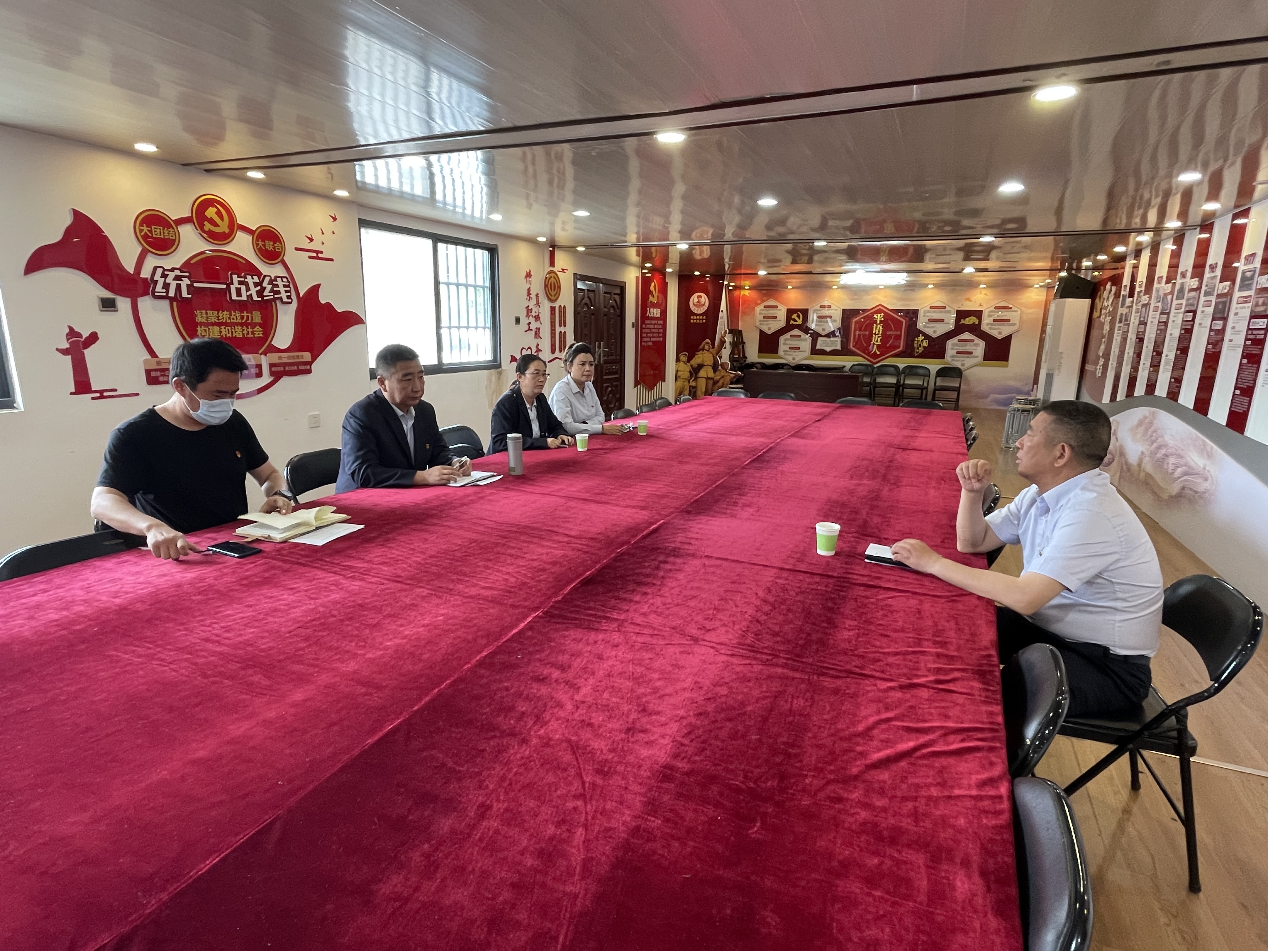 公交集團公交事業一部召開理論中心組專題會學習習近平貫徹新時代中國特色社會主義思想主題教育工作