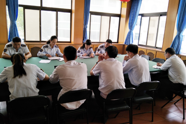 公交集團(tuán)佳連公司扎實(shí)做好“中秋、國慶”雙節(jié)期間作風(fēng)建設(shè)