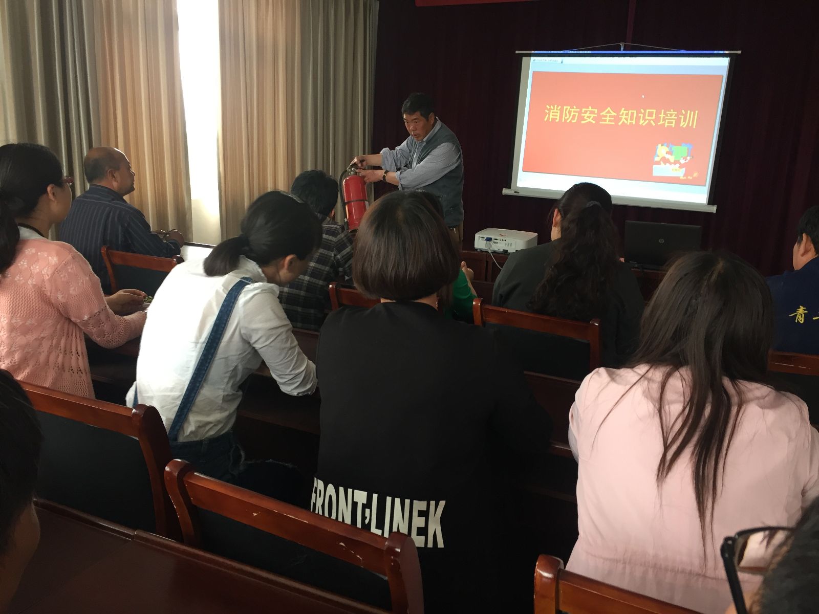 公交大浦保養廠開展消防演練活動