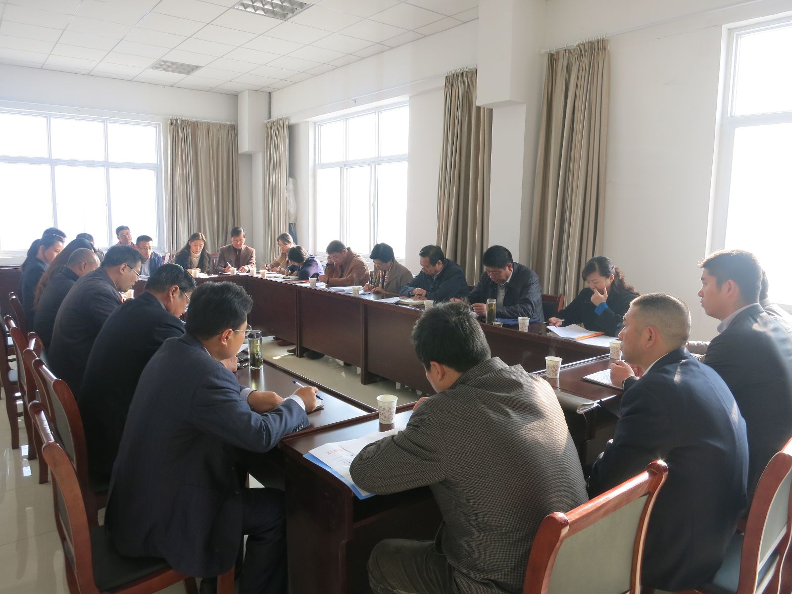 海通公交到傳媒公司和大浦保養(yǎng)廠開(kāi)展專(zhuān)題調(diào)研