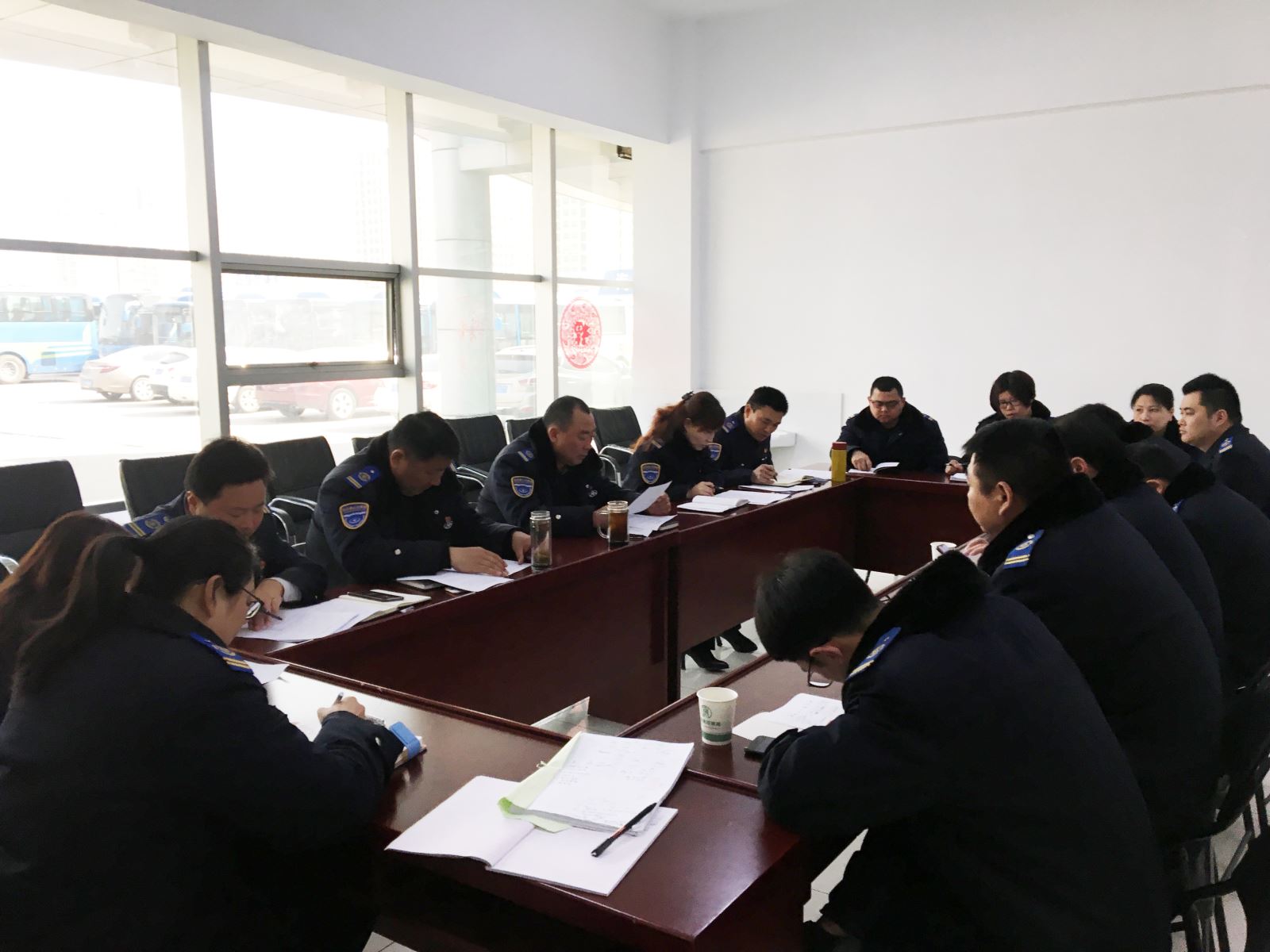 公交集團經營發展事業部扎實做好“清明節”期間黨風廉政建設工作