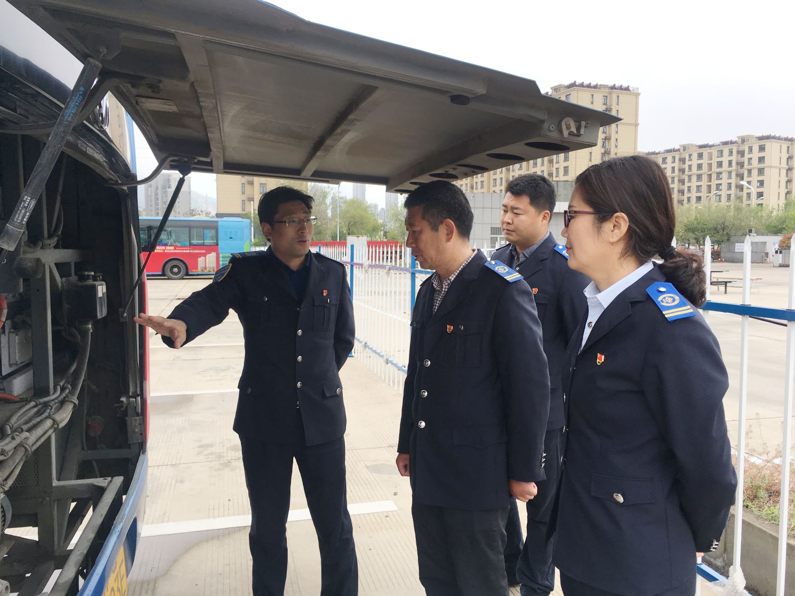 公交集團(tuán)紀(jì)委開(kāi)展安全生產(chǎn)大排查、大整治專(zhuān)項(xiàng)督查工作