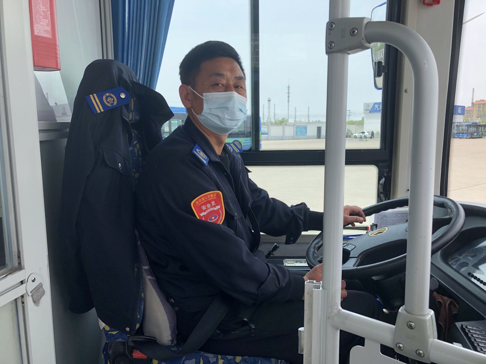 快速公交事業部B1K線駕駛員陶波拾手機歸還失主獲感謝